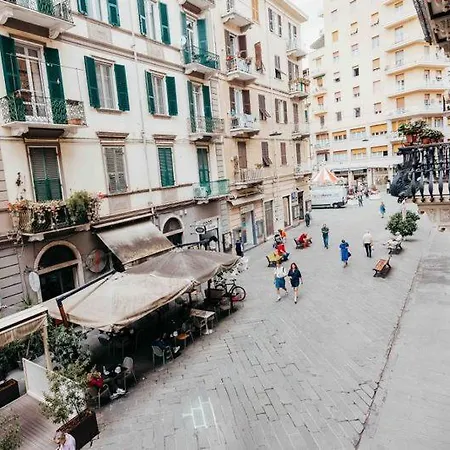 ゲストハウス Spaceholiday ラ・スペツィア